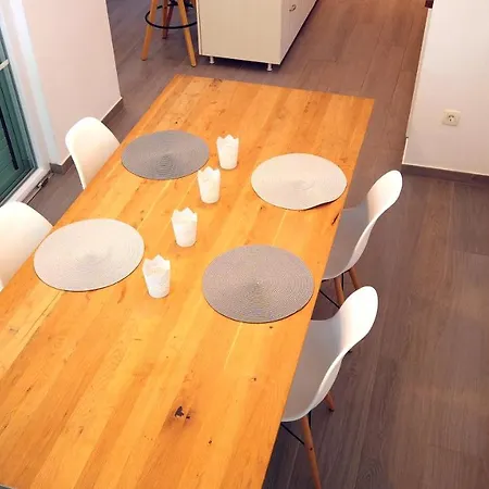 House Ana * Sukošan