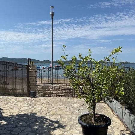 Vakantiehuis House Ana