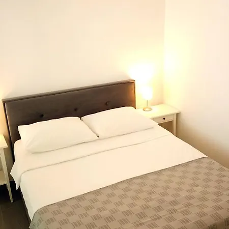 House Ana Holiday home Sukosan